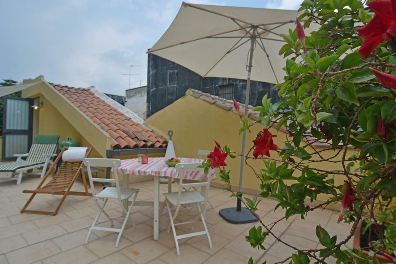 B&B di Charme Camelie Riposto Exterior foto