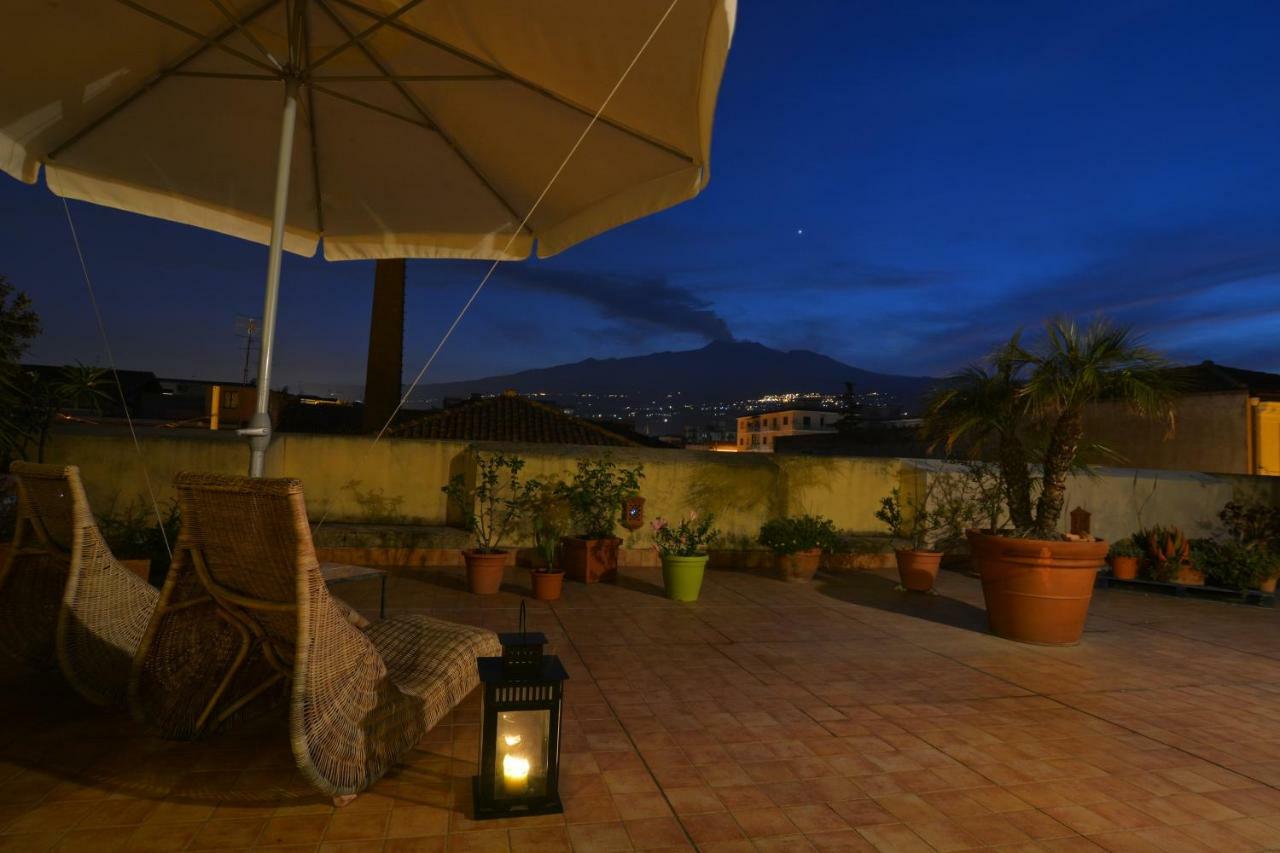 B&B di Charme Camelie Riposto Exterior foto